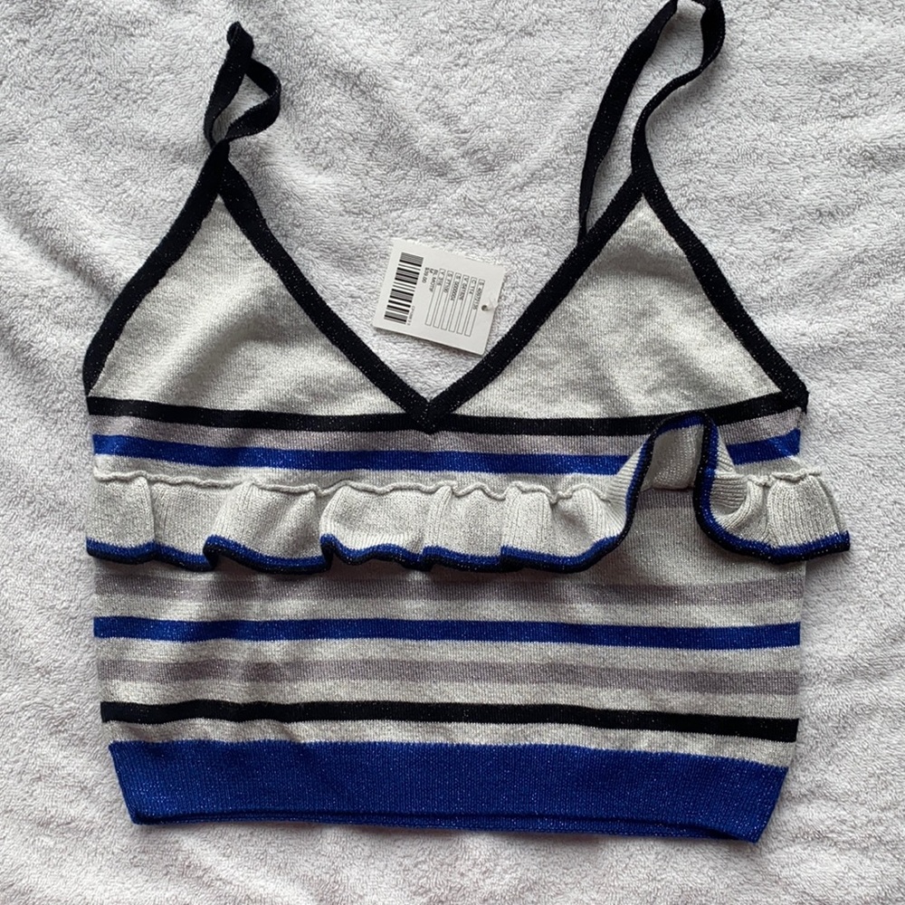 new with tags urban outfitters crop top!
